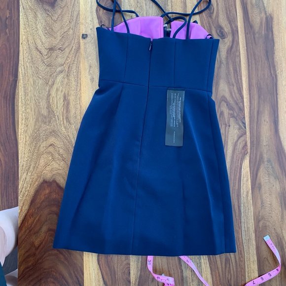 BCBG "LINZEE" Dress Size 0 - Picture 6 of 12